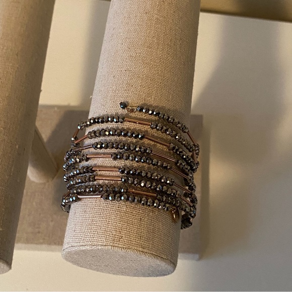 Stella and Dot Sparkly Bardot Spiral Bangle - Picture 2 of 7